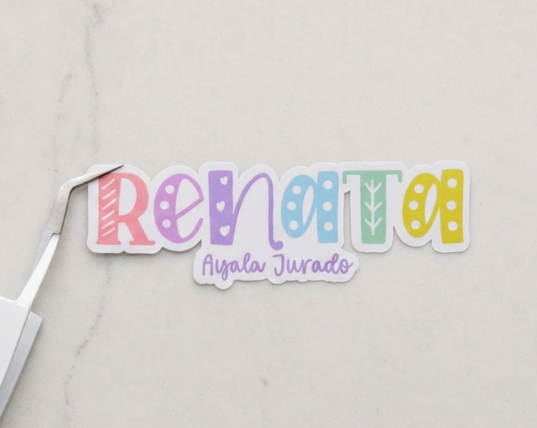 Name tag niña rainbow